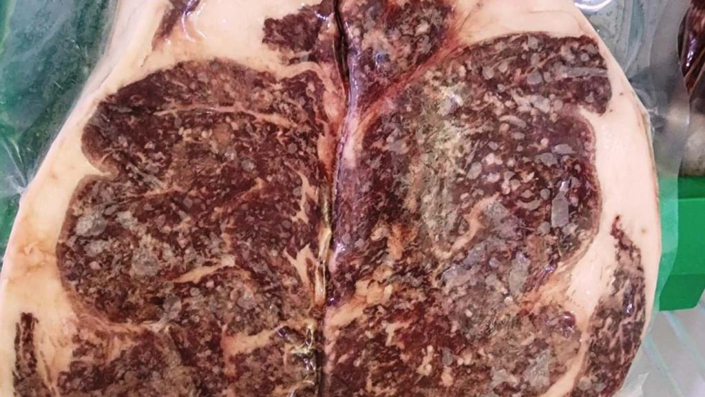 Well marbeled Ribeyes