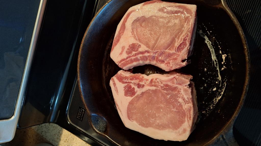 Kaufman Farms porkchops in the pan